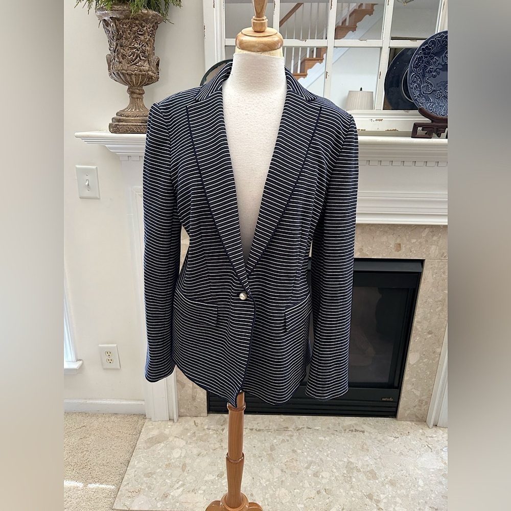 Feminine classic Ann Taylor Striped Blazer